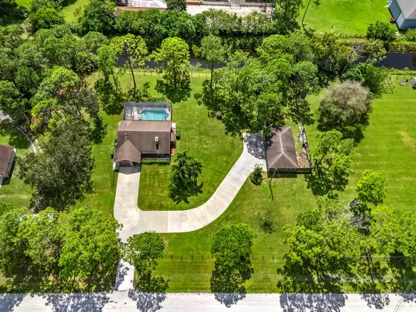 Loxahatchee, FL 33470,17876 N 43rd RD