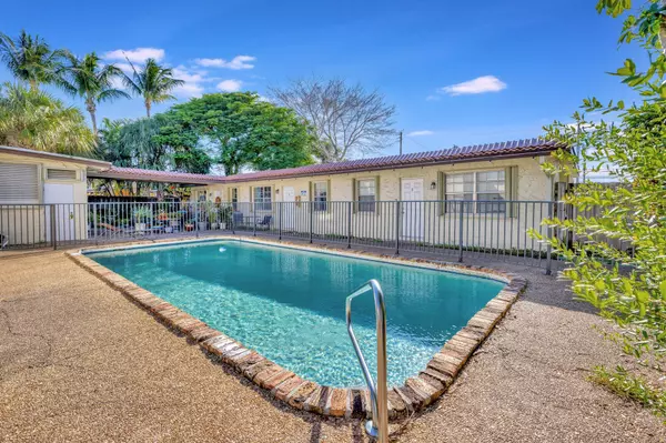 2731 NE 1 TER 1-4, Wilton Manors, FL 33334