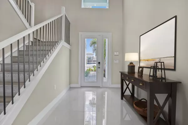 Palm Beach Gardens, FL 33412,10033 Heron Flock DR