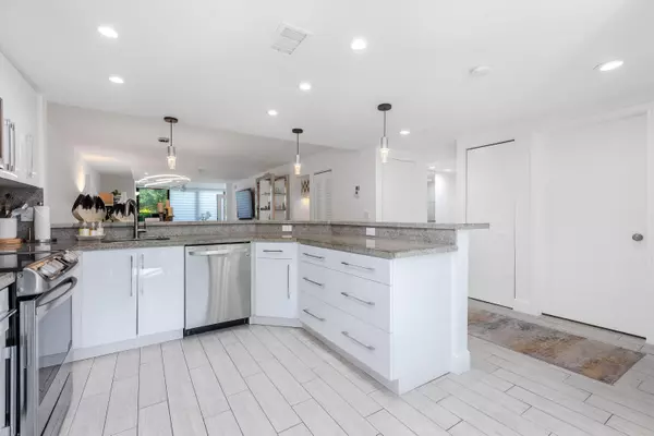 Delray Beach, FL 33446,7455 Glendevon LN 203