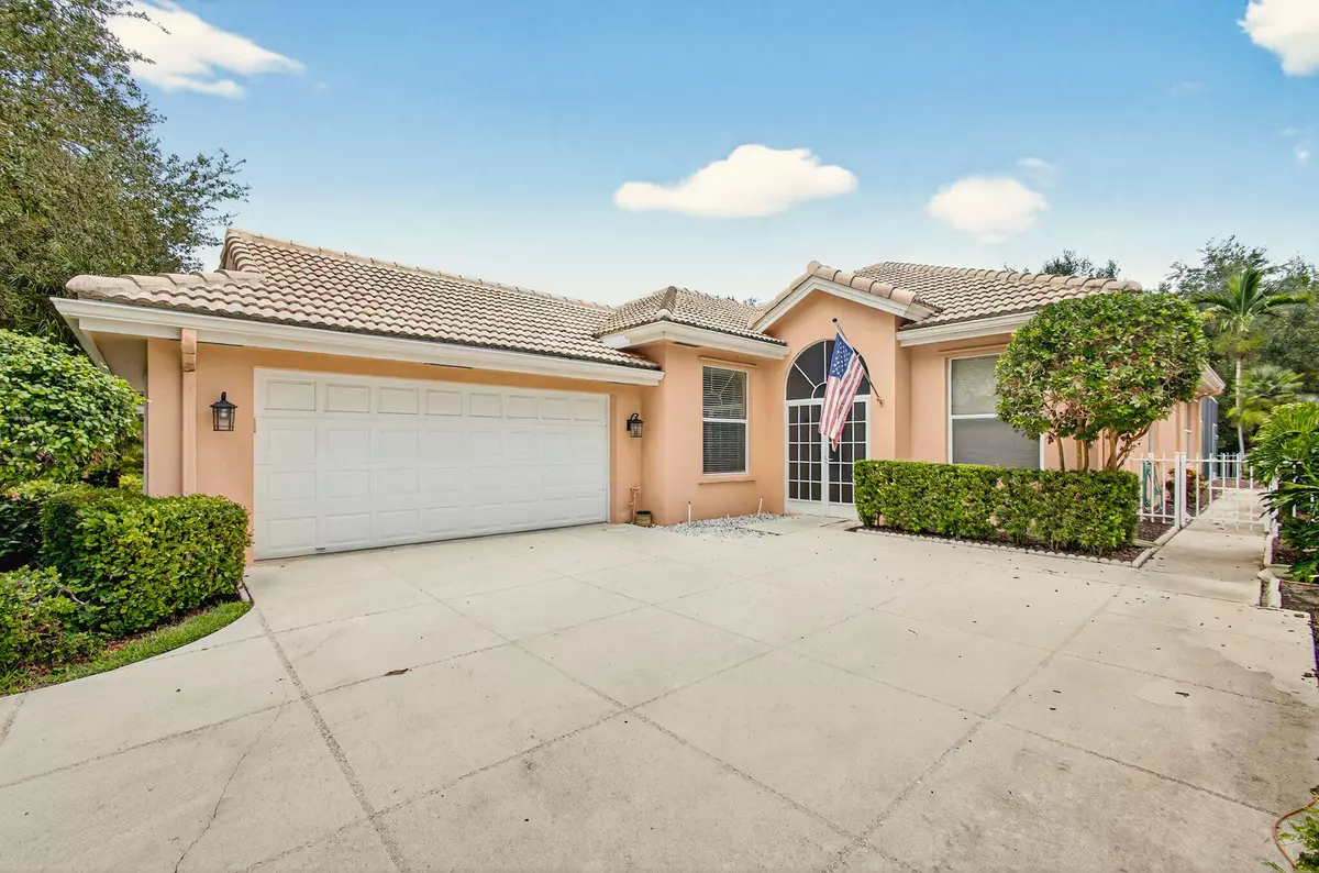 Jupiter, FL 33458,130 S Hampton DR