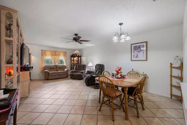 Royal Palm Beach, FL 33411,91 Rose Bay CT