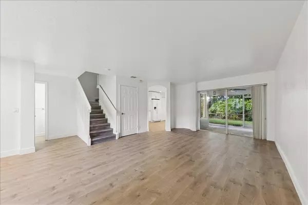 Riviera Beach, FL 33407,7054 Hawks Nest TER