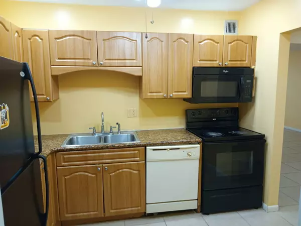 Boca Raton, FL 33486,632 NW 13th ST 12