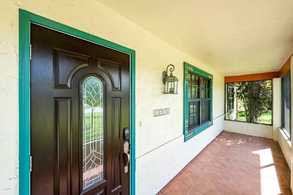 Port Saint Lucie, FL 34983,5426 NW Clark AVE