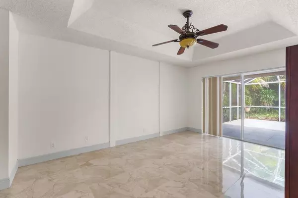 Delray Beach, FL 33445,4806 S Lee RD