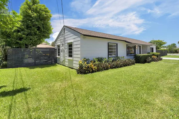 West Palm Beach, FL 33401,2301 Ridgeway AVE