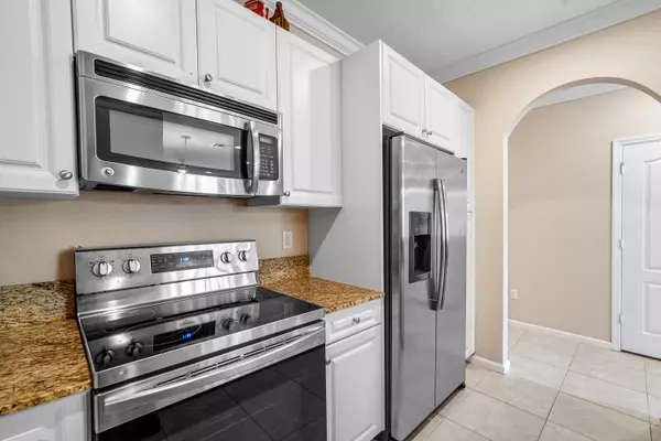 Lake Worth, FL 33463,5959 Monterra Club DR