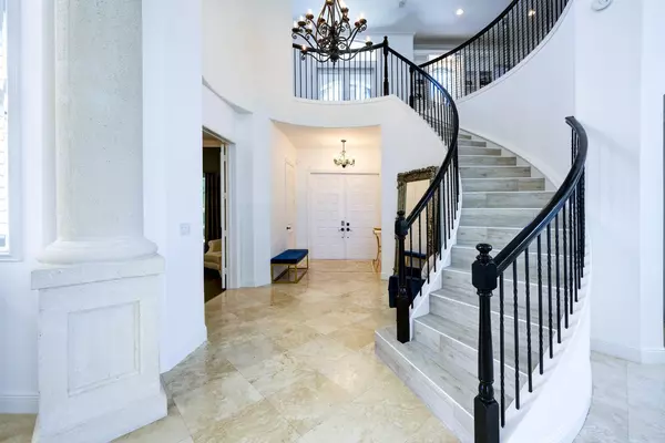 Palm Beach Gardens, FL 33410,538 Les Jardin DR