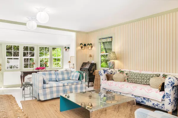 West Palm Beach, FL 33401,744 Avon RD