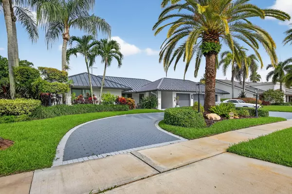 10535 Boca Woods LN, Boca Raton, FL 33428