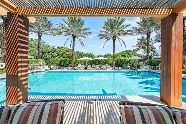 Palm Beach Shores, FL 33404,155 S Ocean AVE 606