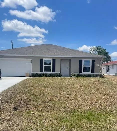 162 SW Milburn CIR, Port Saint Lucie, FL 34953