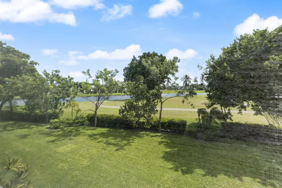 4500 Gefion CT 205, Lake Worth, FL 33467