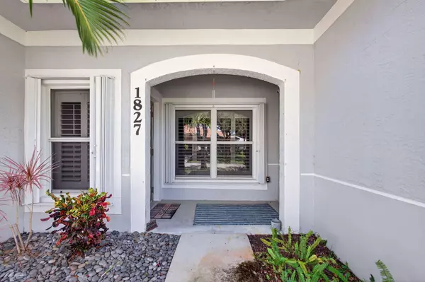 Fort Pierce, FL 34982,1827 Pelican DR 2