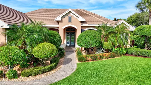 Palm City, FL 34990,221 SW Lake Rush CT
