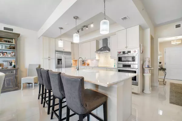 Juno Beach, FL 33408,944 S Bay Colony DR + Slip #14