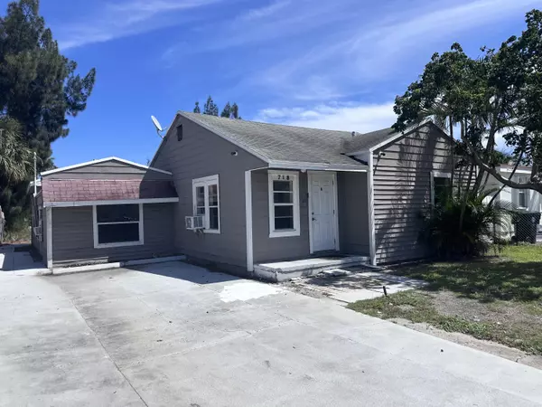 718 S B ST, Lake Worth Beach, FL 33460