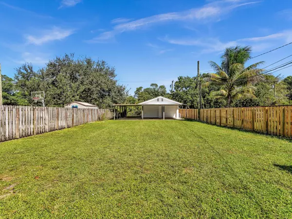 Hollywood, FL 33020,2451 Washington St