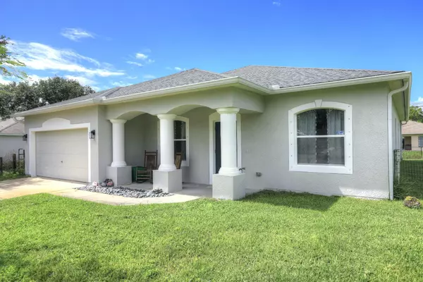 8475 101st CT,  Vero Beach,  FL 32967