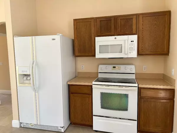 Port Saint Lucie, FL 34983,355 SW Fairway AVE