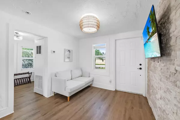 Delray Beach, FL 33444,308 SW 1st ST