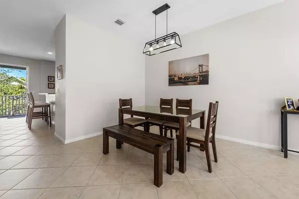 Jupiter, FL 33458,105 Black Ironwood RD 106