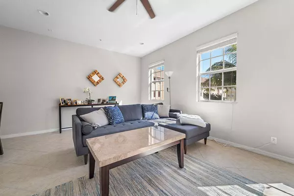 Jupiter, FL 33458,105 Black Ironwood RD 106