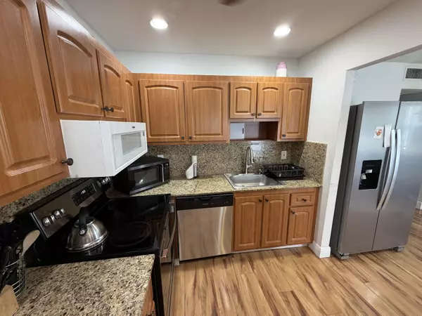 Delray Beach, FL 33446,335 Tuscany F 335