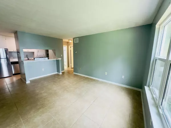 Merritt Island, FL 32952,225 S Tropical TRL 414