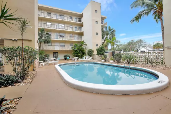 Hollywood, FL 33020,1750 Jefferson ST 305