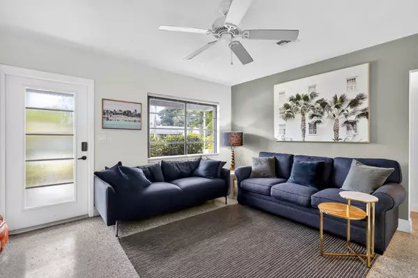 Lake Worth Beach, FL 33460,1717 N Ocean Breeze