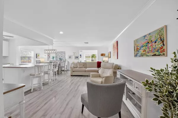 Delray Beach, FL 33484,6318 Overland DR