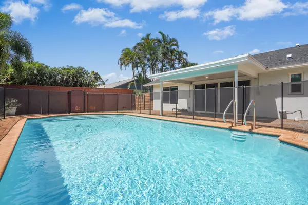 Delray Beach, FL 33484,5040 Oak Hill RD