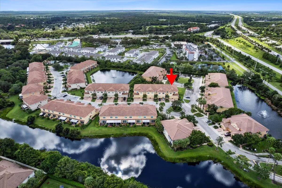 Stuart, FL 34997,692 SW Glen Crest WAY