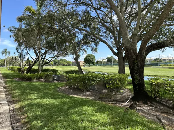 901 SW 128th TER 113a, Pembroke Pines, FL 33027