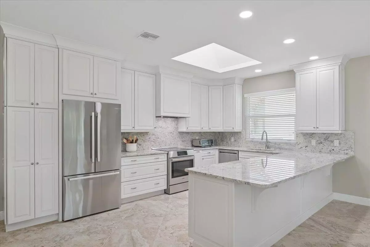 Port Saint Lucie, FL 34986,7250 Reserve Creek DR