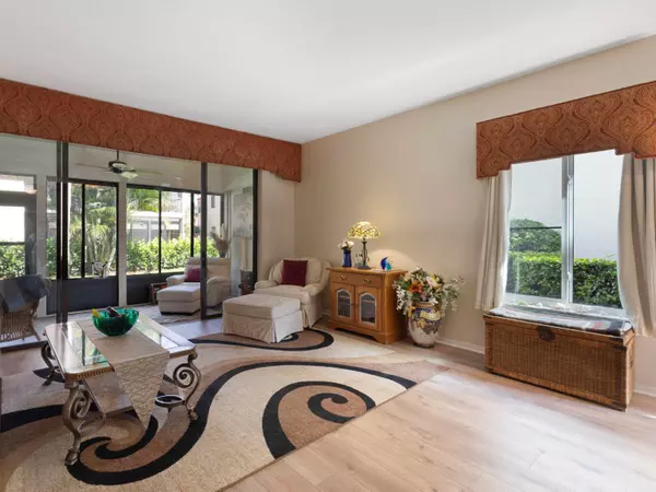 Delray Beach, FL 33446,7681 Lexington Club BLVD B