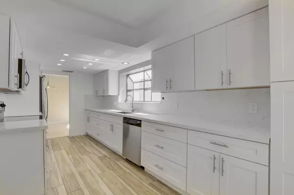 Boca Raton, FL 33433,6740 Lago Vista TER