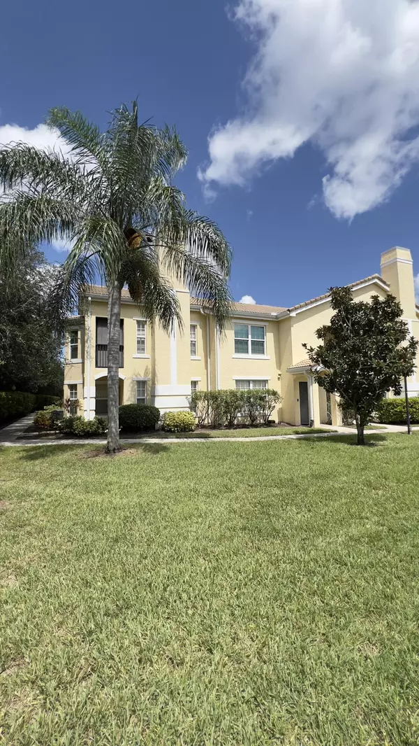 148 SW Peacock BLVD 25-202, Port Saint Lucie, FL 34986