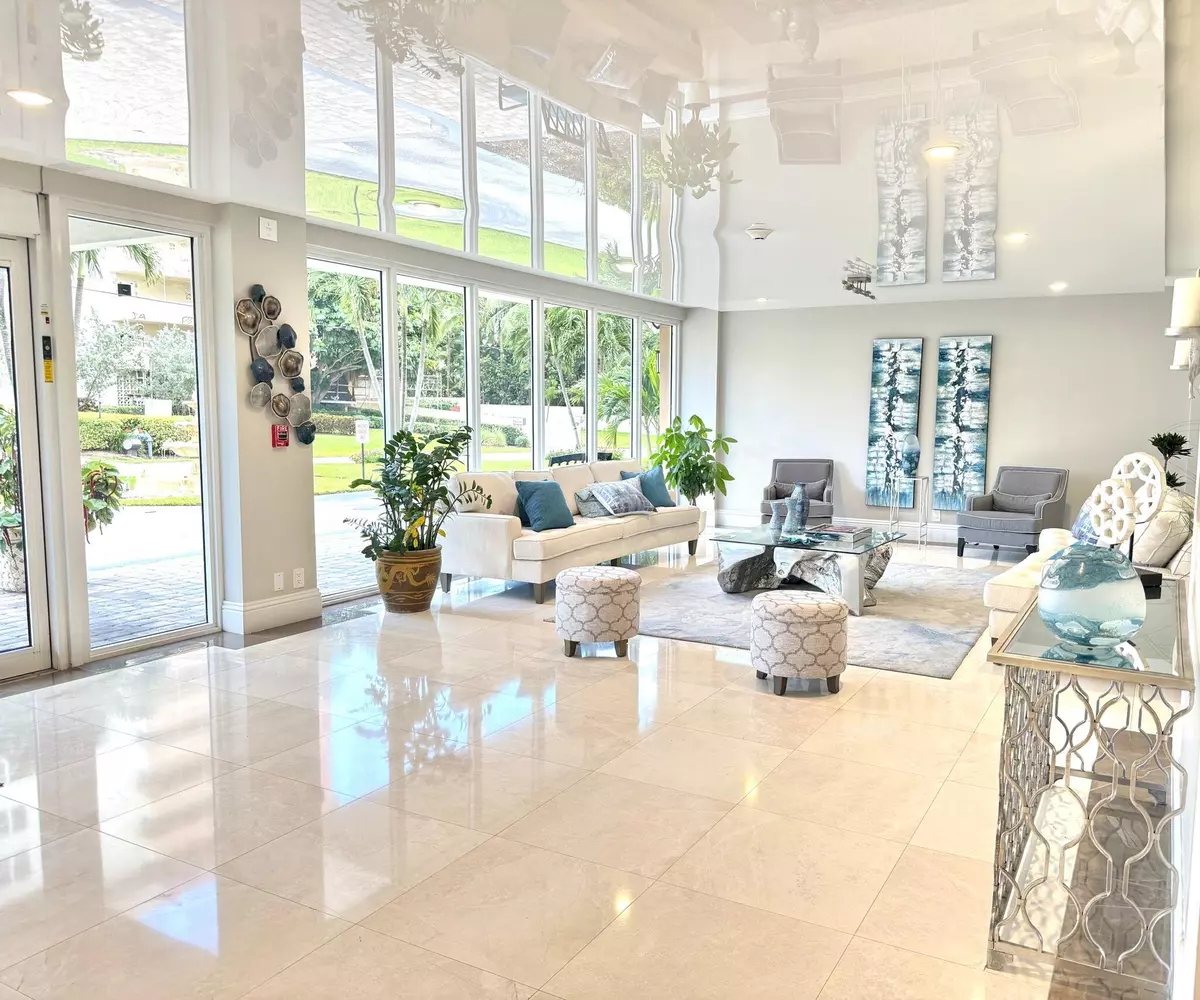 Hillsboro Beach, FL 33062,1150 Hillsboro Mile 707