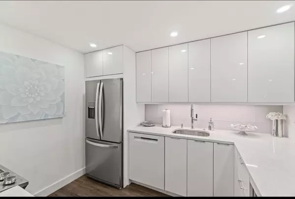 Boca Raton, FL 33487,5500 NW 2nd AVE 414