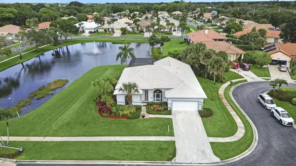 9070 Cypress Hollow DR, Palm Beach Gardens, FL 33418