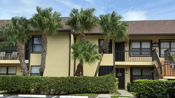 4692 E Lucerne Lakes BLVD 103, Lake Worth, FL 33467