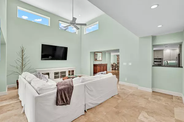 Juno Beach, FL 33408,471 N Juno LN