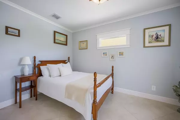 Stuart, FL 34997,5487 SE Celestial CIR