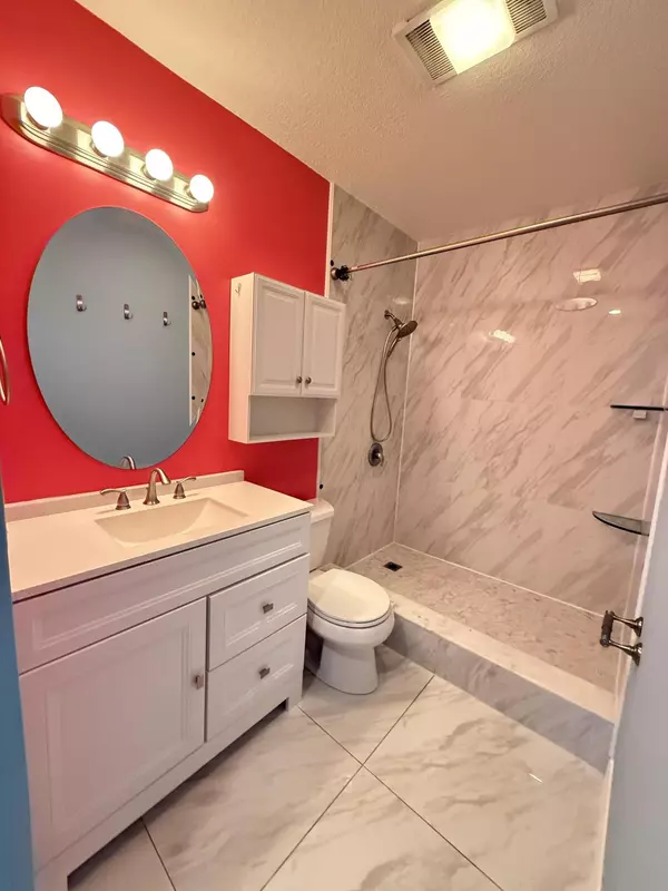 Stuart, FL 34994,950 S E Kanner HWY E23