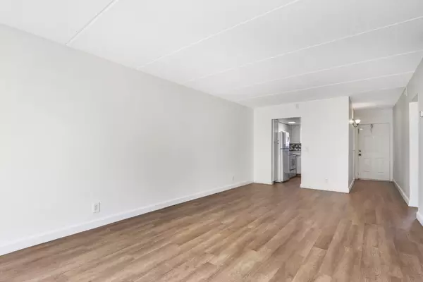 Lake Park, FL 33403,1501 Crescent CIR B10