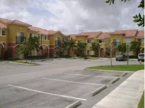 1407 S Santa Catalina CIR, North Lauderdale, FL 33068