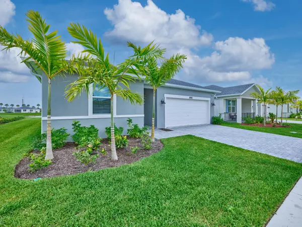 Port Saint Lucie, FL 34986,8960 Dahlia CIR